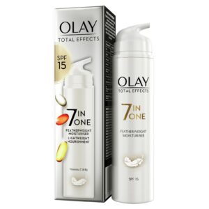 Olay Total Effects Featherweight 7 in 1 AntiAgeing Moisturiser SPF 15, 50ml